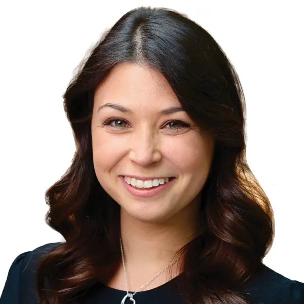 Danielle headshot